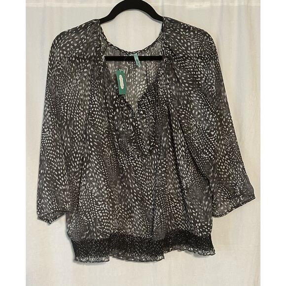 Maurice’s Tops - Maurices Sheer Top Gray Animal Print Elastic Waist Womens Size XL